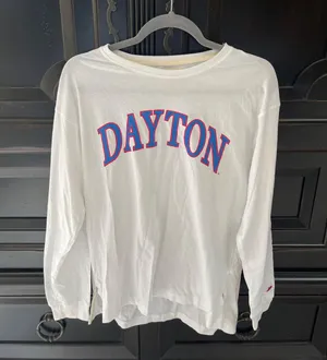 University Of Dayton League Top thumbnail 1