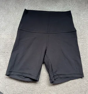 Lululemon Shorts thumbnail 1