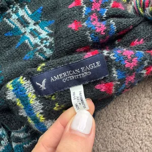2011 American Eagle Outfitters dark gray & colorful knit scarf thumbnail 3