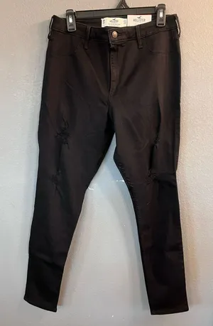 NWT Hollister Black Curvy High Rise Jean Jeggings‎ 32 X 28 Distressed thumbnail 1