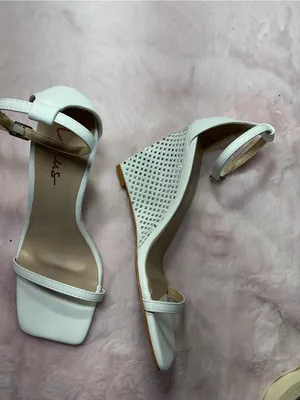 Lulu's White Ankle-Strap Square-Toe Heels b113 thumbnail 2