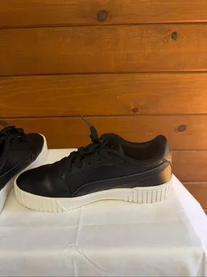Puma retro Carina 2.0 Women's Sneakers Sz 7 Black/White thumbnail 5