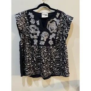 Savannah Jane Embroidered and Sequin Top Plus Size‎ 1X Animal Floral Print thumbnail 2