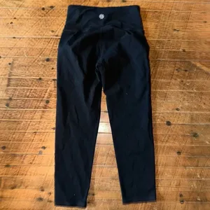 Athleta XXS black athletic workout high impact leggings thumbnail 3