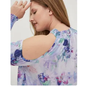 Torrid Watercolor Floral Georgette Smocked Neck Cold Shoulder‎ Blouse 1X thumbnail 2