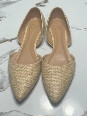a new day Beige woven Pointed-Toe Ballet Flats. thumbnail 1
