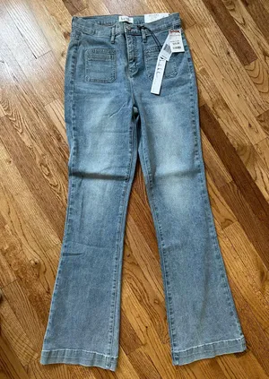 Jeans Size 6 thumbnail 1