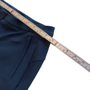 Lululemon Black Straight Leg Cropped Pants Womens 10 Travel Athleisure Chic EUC thumbnail 8