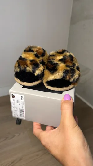 UGG Slippers Fluff Yeah Slide thumbnail 2