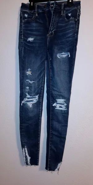 American Eagle Outfitters Skinnies thumbnail 1
