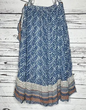 Verb Pallavi Singhee 4 Blue Print - Pink & Gold Embroidered Asymmetrical Skirt thumbnail 3