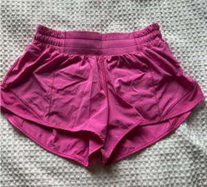 Lululemon Hottie Hot Shorts 2.5" Low-Rise 4 thumbnail 1
