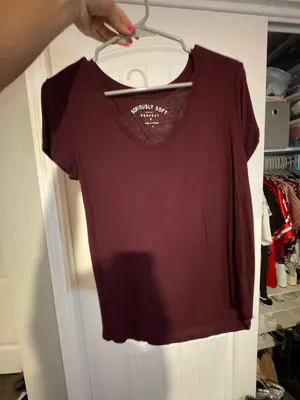 V Neck Shirt thumbnail 4