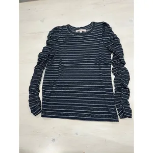 LOFT XS Cinched ruffled knit‎ long sleeve top thumbnail 3