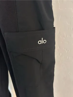 Alo Yoga Polar Fleece Wintry Mix Jogger Pants Women’s Medium $158 thumbnail 4