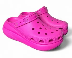 Crocs Classic Crush Slip On Clogs in Fuschia Hot Pink Size 10 thumbnail 1