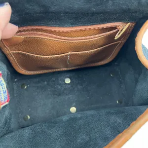 Vintage Dooney & Bourke All Weather Leather Black Crossbody Bag thumbnail 4