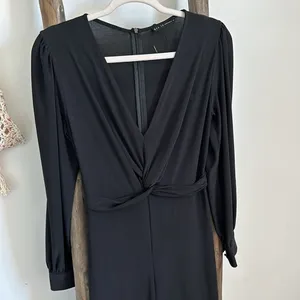 Mohito Detailed Black V-neck Wide Leg Jumpsuit Dressy Classy / Size Small thumbnail 4