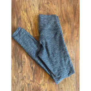 LULULEMON Wonder Under High Rise Tight Legging Yoga Pant Size 4 28 thumbnail 4