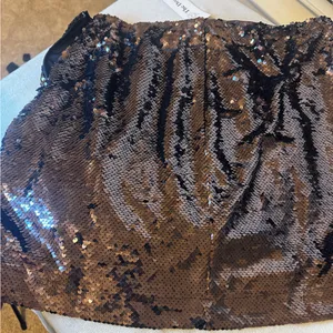 The Drop Sequin Skirt Size M | Dark Shimmer | New With Tags thumbnail 7