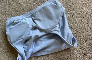 Lululemon Crop Tank Top thumbnail 1