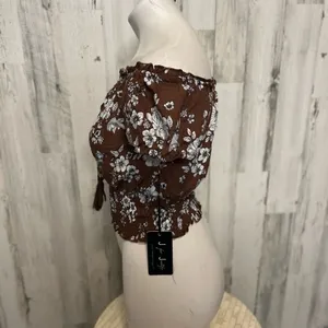 J for justify Brown top off the shoulders thumbnail 4