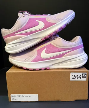 Women’s Nike Star Runner 8W  thumbnail 1