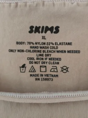 SKIMS Natural Seamless Catsuit Shapeware- XL thumbnail 3