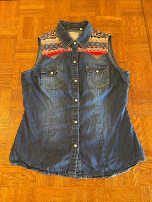 Roper Denim Sleeveless Pearl snap blouse Small thumbnail 1