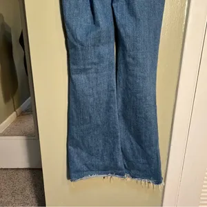 American Eagle Women's Sz 00 Regular Super Hi-Rise Flare Jean Distressed Raw Hem thumbnail 8
