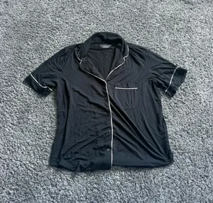 Victoria's Secret Black Short-Sleeve Button-Down Shirt with White Piping thumbnail 2