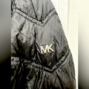 Woman’s Michael Kors winter jacket thumbnail 3