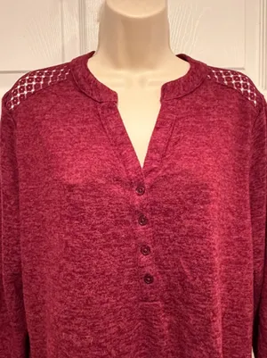 Y2K Maroon Lace Back Long Sleeve Henley‎ Top Women’s XXL 2X No Boundaries thumbnail 1