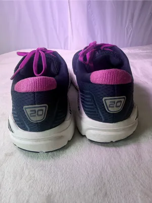 Brooks Ariel Women's Running Shoe - Navy with Pink Accents thumbnail 7