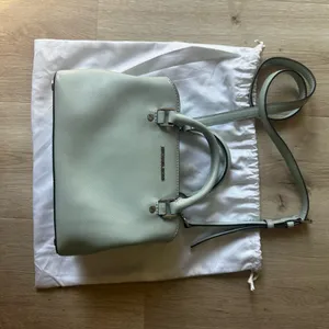 Michael Kors Purse thumbnail 8