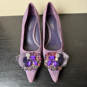 Hype Sarafina Purple Suede Kitten Heels Pointed Toe Embellished Pumps Womens 8M thumbnail 9