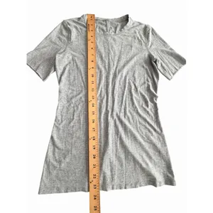 Lululemon Shirt Women XS Soft Gray Lightweight Running Casual Logo READ #JJJ6-1 thumbnail 5