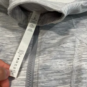 Lululemon gray define jacket size 2 *has logo* thumbnail 4
