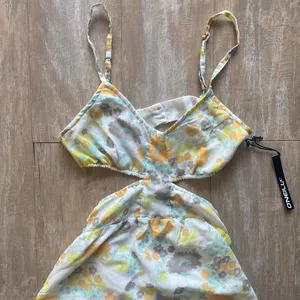 PacSun O’Neill pastel cut out open back mini dress XS NEW thumbnail 2