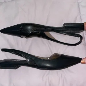 Abound Black Flat thumbnail 2