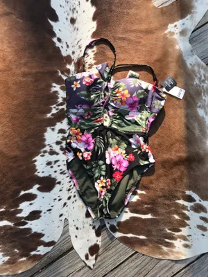 NWT Bar III Floral Banded Keyhole One Piece Swimsuit sz M thumbnail 3