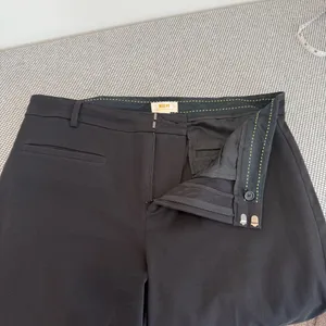 Anthropologie Maeve Black The Essential Slim Kick Flare Pants Size 16 thumbnail 9
