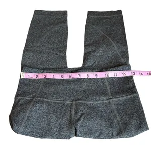 ATHLETA salutation capri legging thumbnail 4