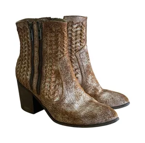 Circle‎ G by Corral Western Ankle Boots Womens 9 M Brown Braided Leather Cowboy thumbnail 1