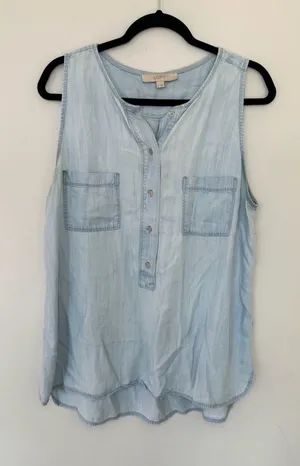 Loft Chambray Tank Top Size XL Light Wash Denim Sleeveless Shirt Pocket thumbnail 1