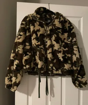 Camo Jacket thumbnail 1