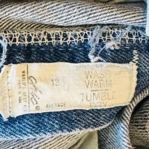Chic Vintage High Rise Mom Jeans Made in USA Sz 26 Tapered Leg 90s‎ Denim thumbnail 4