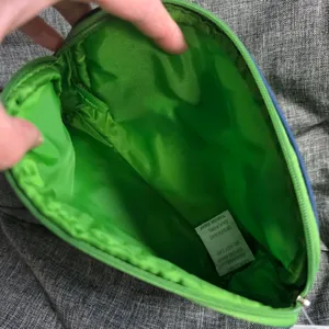 NWT Kate Spade x Clinique Toiletry Pouch thumbnail 9