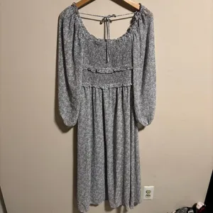ASTR The Label Bodice Long Sleeve Dress Soft Blue Floral- Size XS thumbnail 3