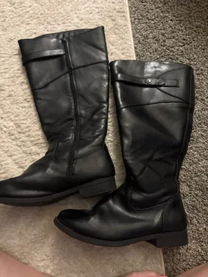 Amazon Boots  thumbnail 1